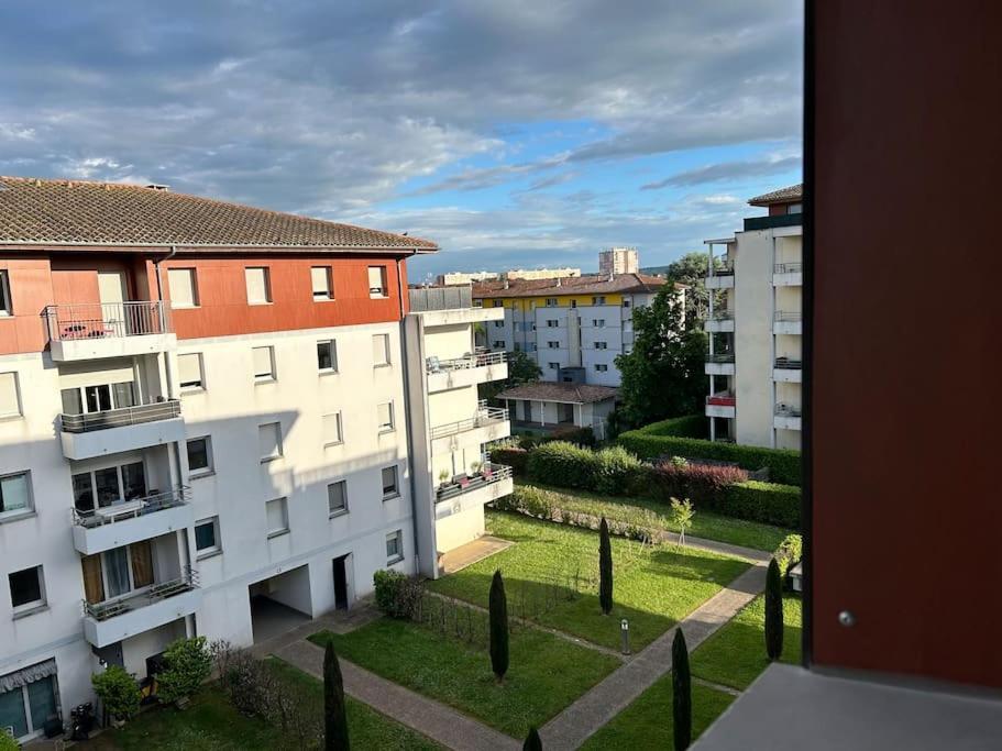 Appartement Cosy Agen Centre Avec Lit King Size Buitenkant foto