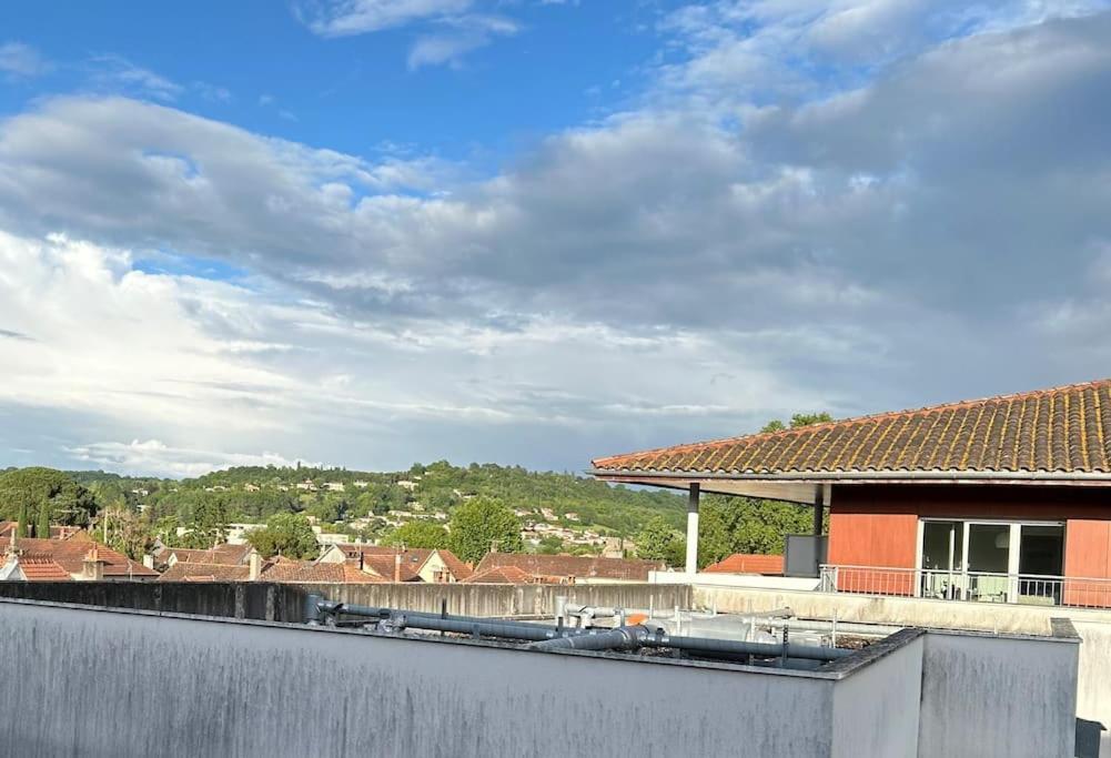 Appartement Cosy Agen Centre Avec Lit King Size Buitenkant foto